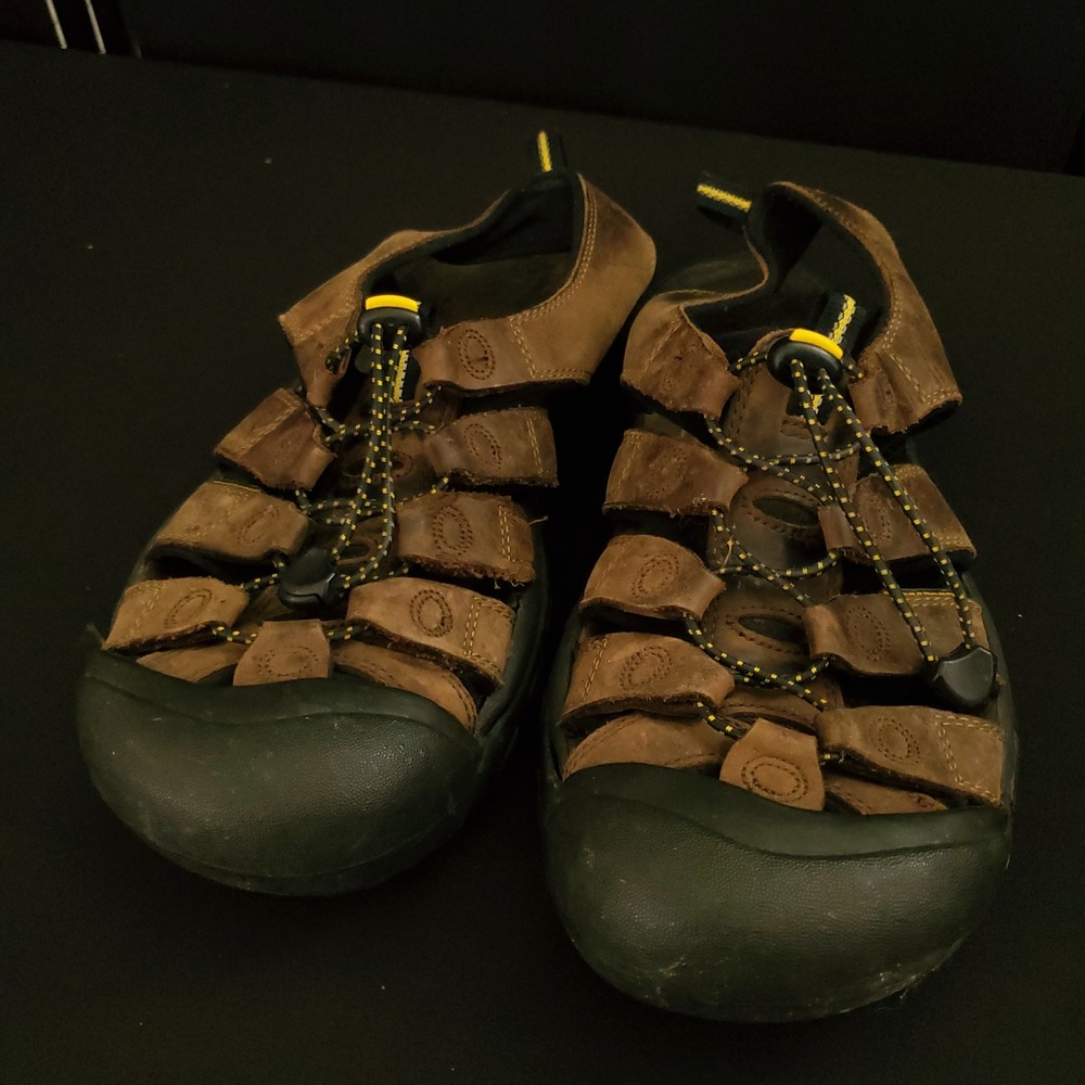 KEEN Sandals Mens Brown Leather‎ Outdoor Water Shoes Lace Up Closed Toe